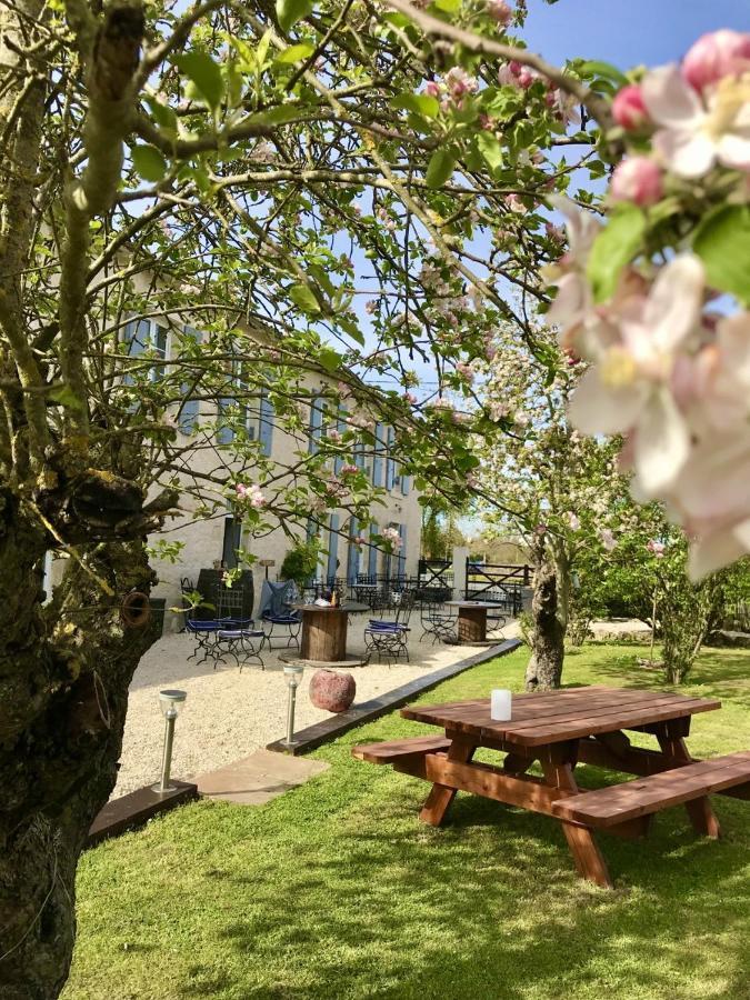 オルネー Le Relais D'Aulnay Bed & Breakfast エクステリア 写真
